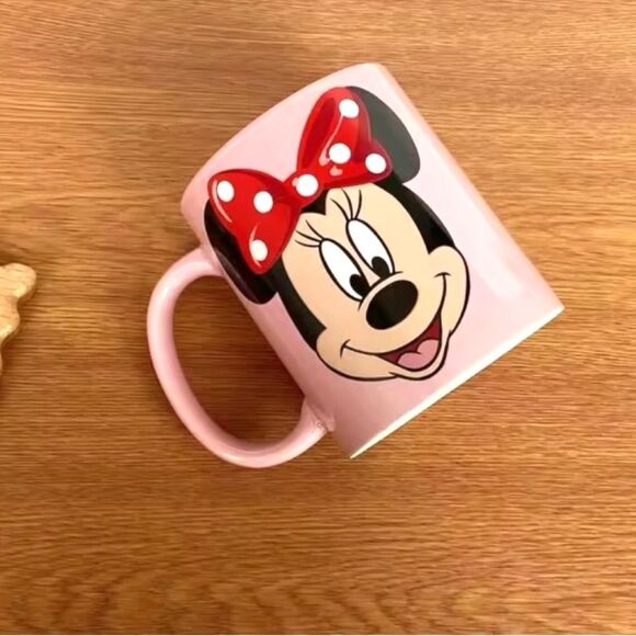 New Minnie Mouse Face Disney Coffee Mug - 11 oz - Picture 3 of 11